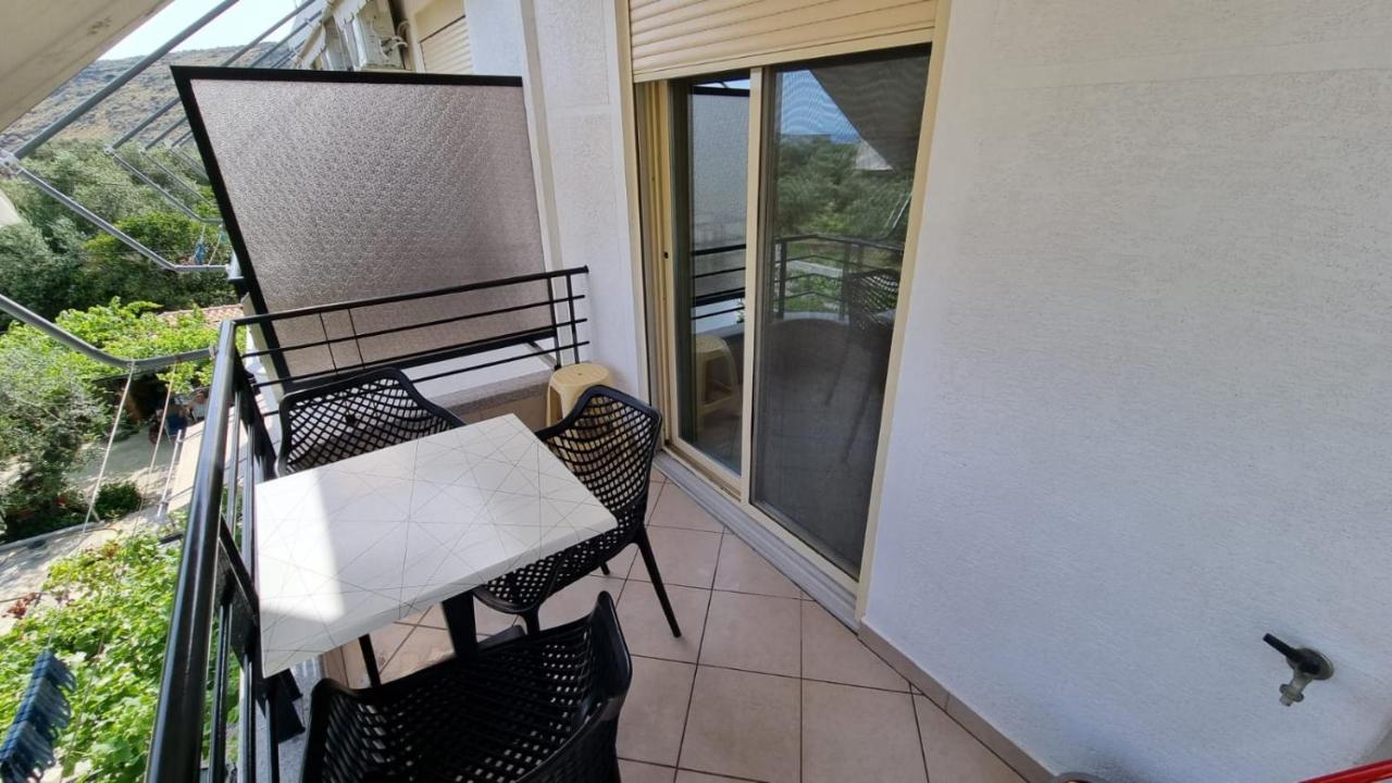 Anmaor Hotel Qeparo Exterior photo